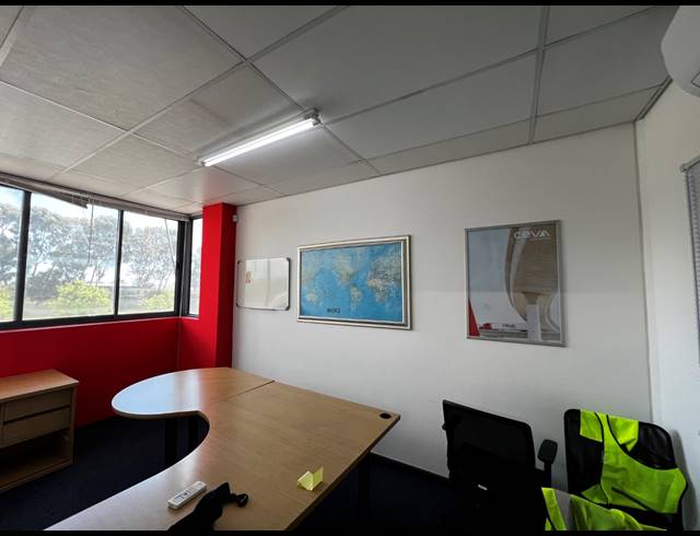 527M² WAREHOUSE TO LET IN AIRPORT INDUSTRIA